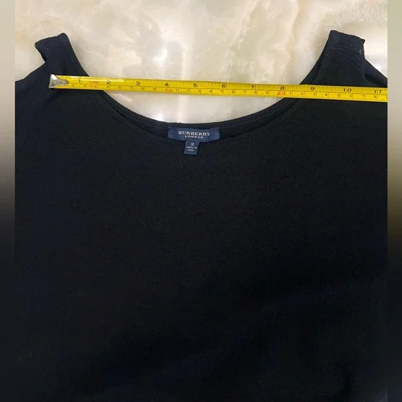 Burberry Open Shoulder Sweater - Black Small